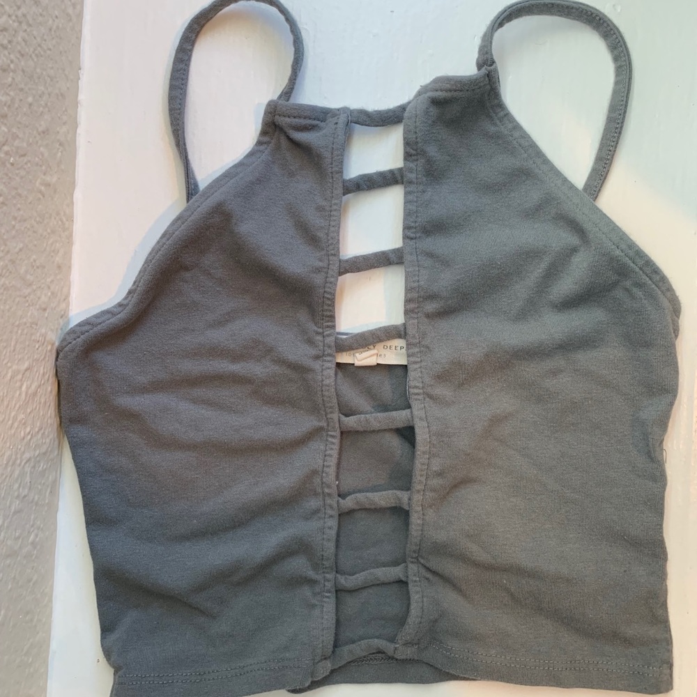 Urban Outfitters Cropped top!